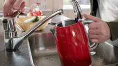 Never Add Water to the Kettle After It Boils: The Mistake Many People Make