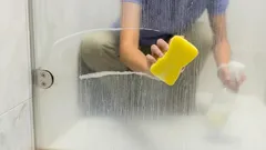 The Housekeepers’ Secret They Don’t Talk About - Your Shower Will Sparkle Clean