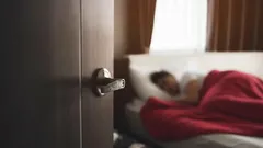 Sleeping With the Bedroom Door Open at Night: Psychologists Reveal What It Says About Your Personality